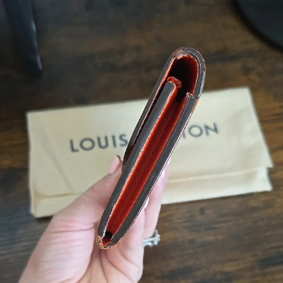 Louis Vuitton Orange Epi Emilie Wallet - Picture 7 of 16